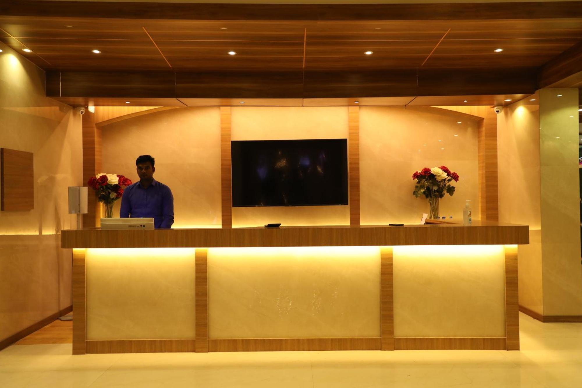 B8 Hotel Chennai Exteriör bild