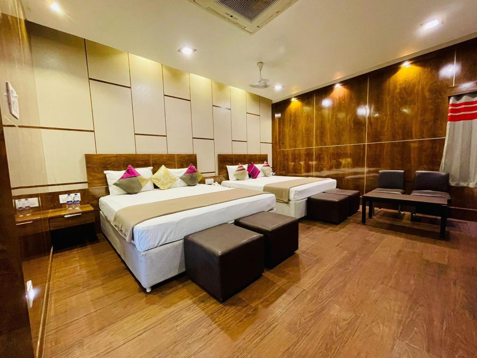 B8 Hotel Chennai Exteriör bild