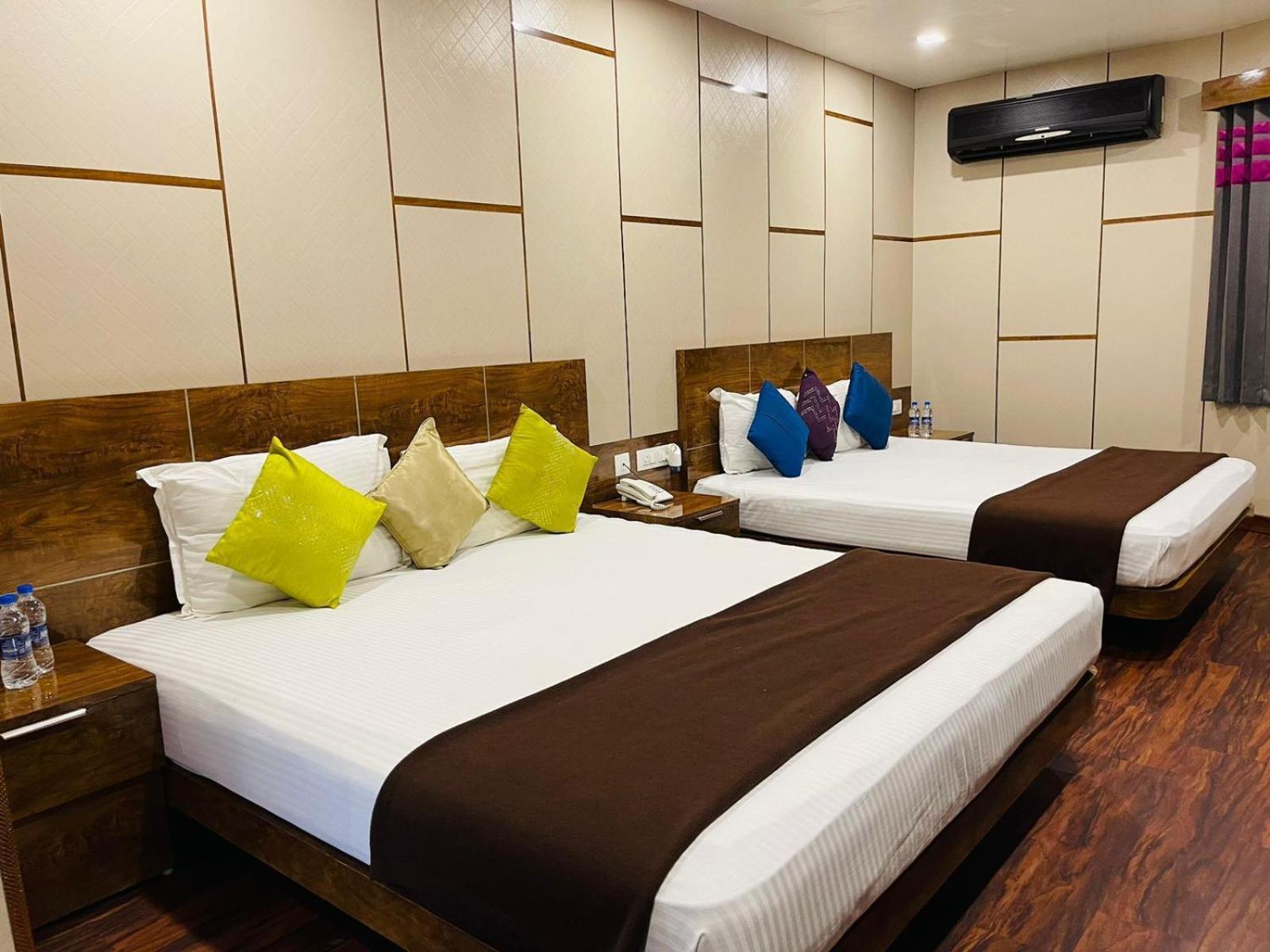 B8 Hotel Chennai Exteriör bild